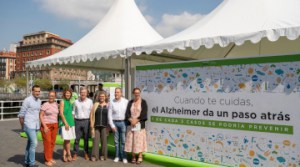 La campanya "Quan et cuides, l'Alzheimer fa una passa enrere" va inaugurar-se oficialment a Bilbao